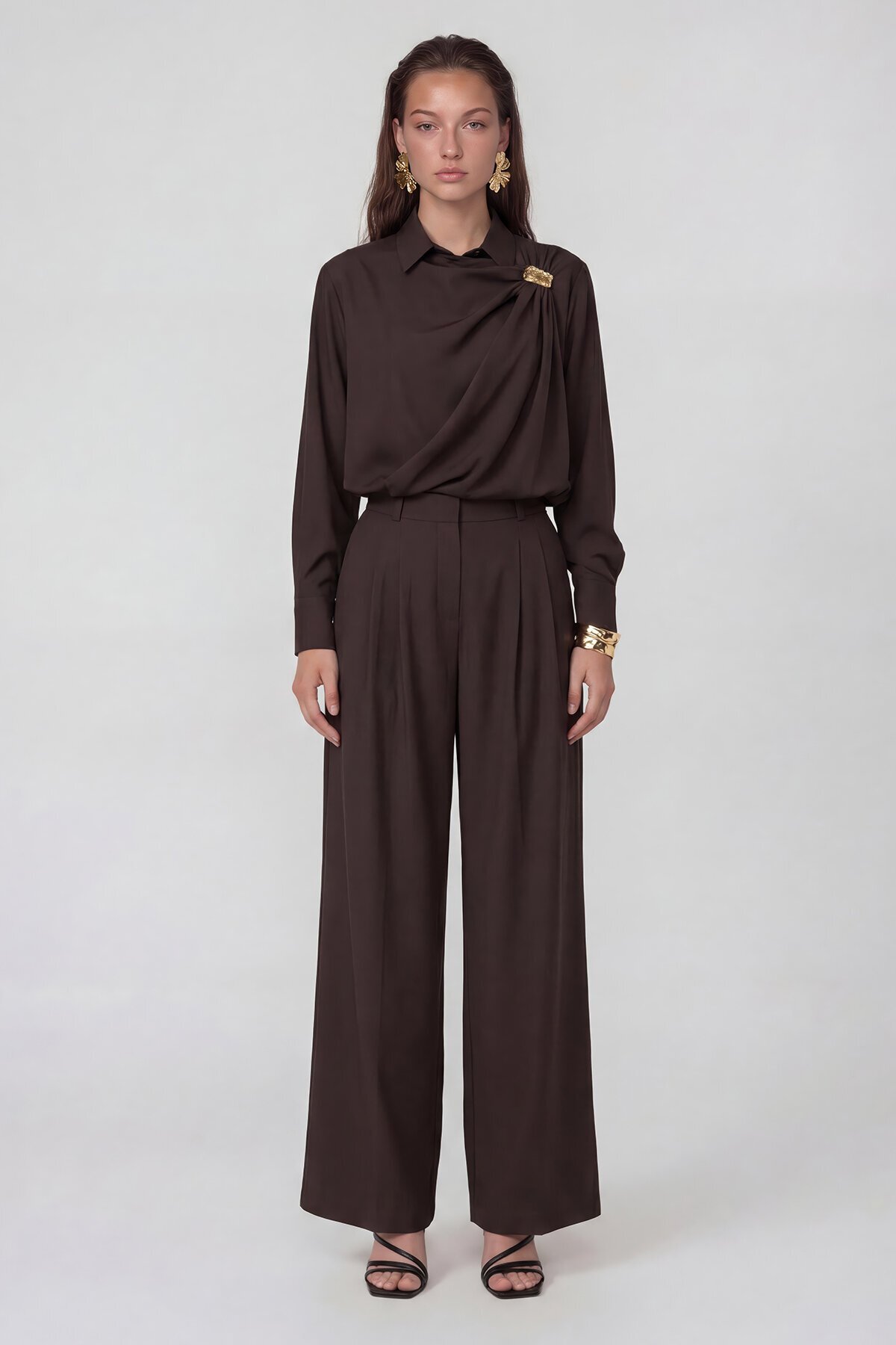 Drapeli Tokalı Uzun Kollu Bluz Ve Pantolon Takım