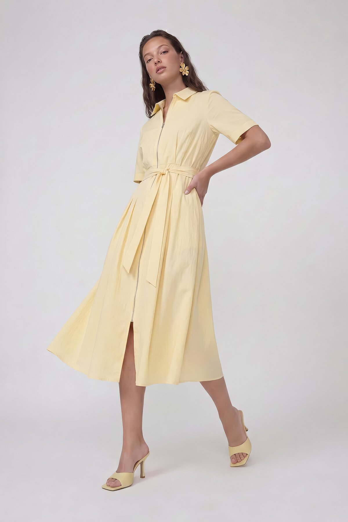 Fermuar Detaylı Belden Bağlamalı Midi Elbise