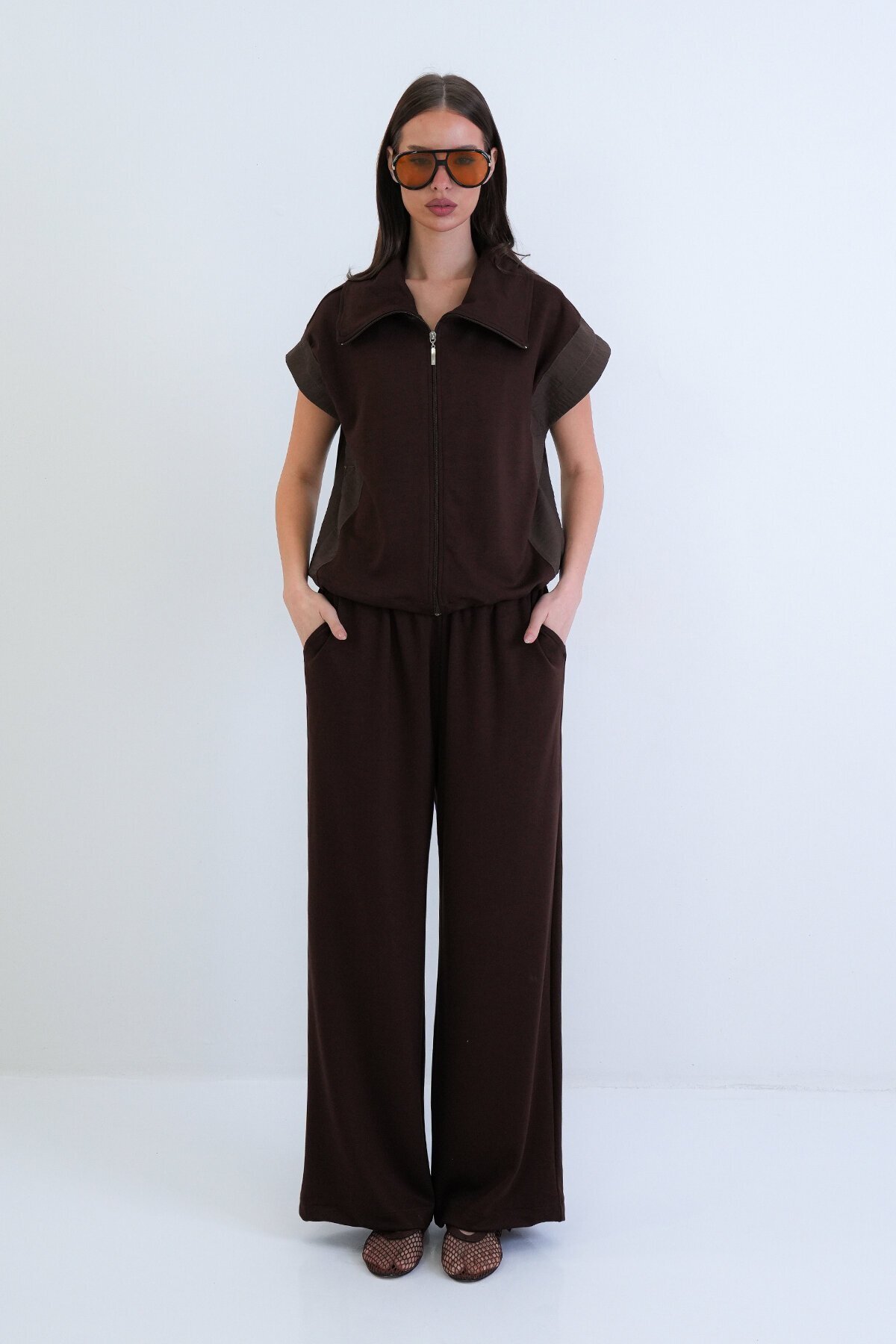 Fermuarlı Yelek Ve Beli Lastikli Pantolon Takım