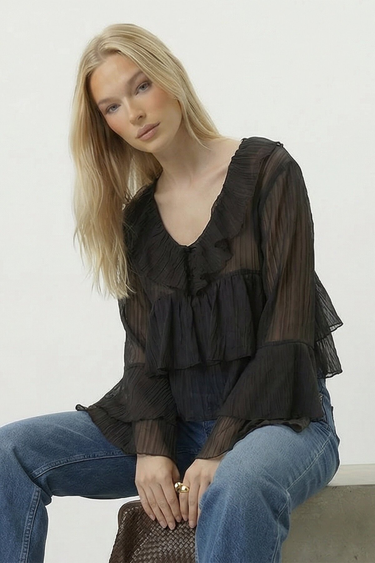 Fırfırlı Volan Kol Şifon Bluz