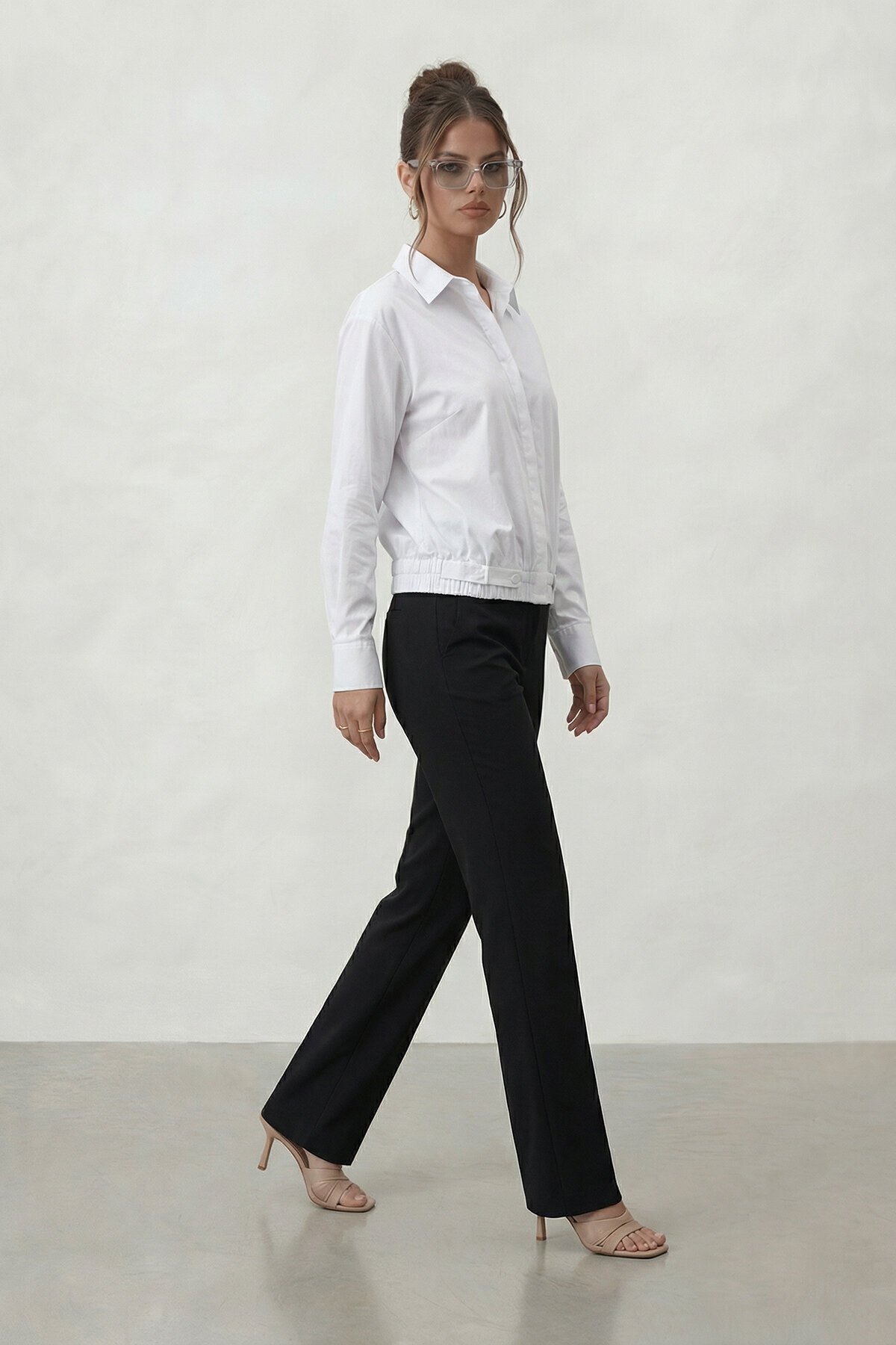 Gizli Patlı Lastik Bel Detaylı Gömlek