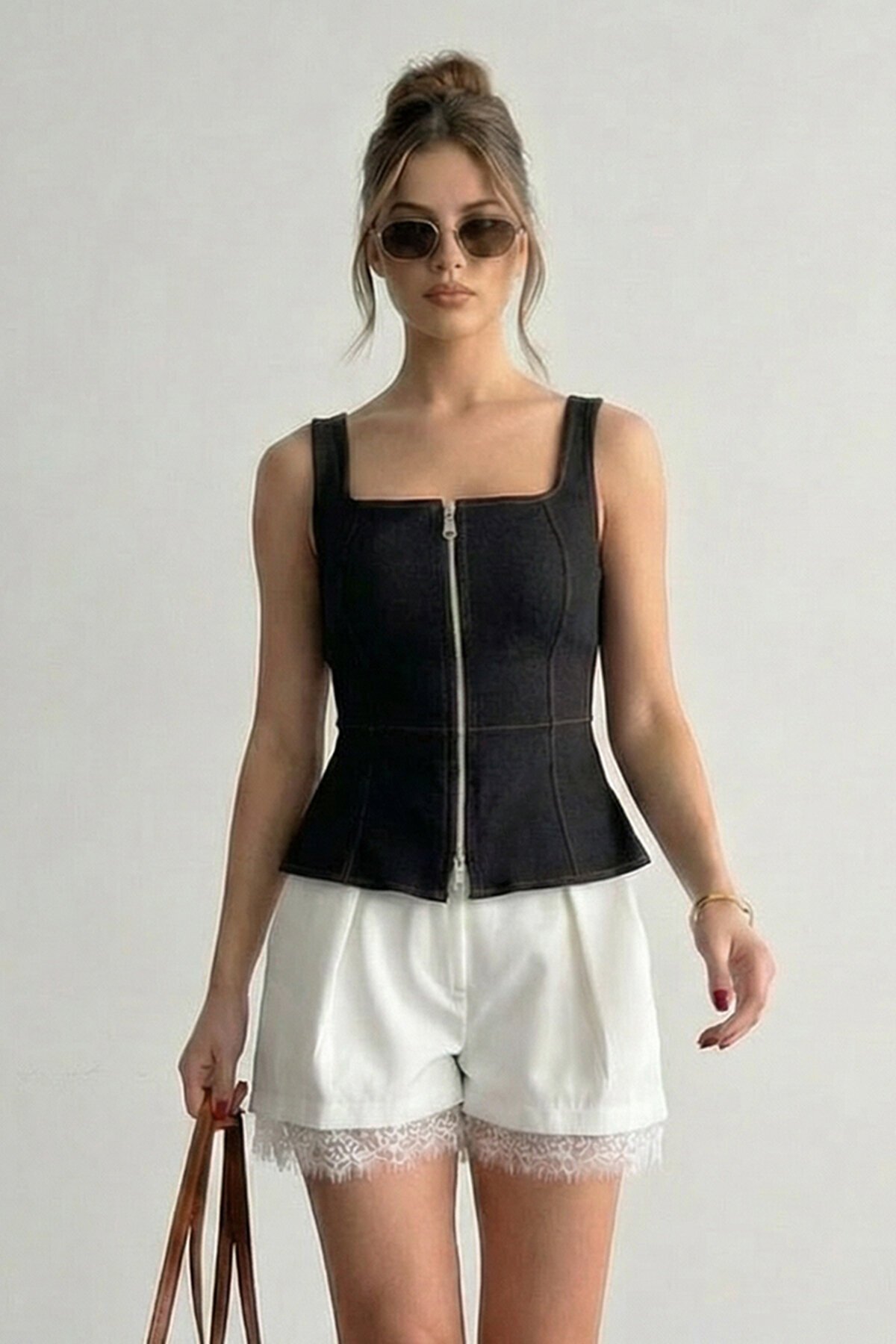 Kare Yaka Fermuarlı Denim Bluz