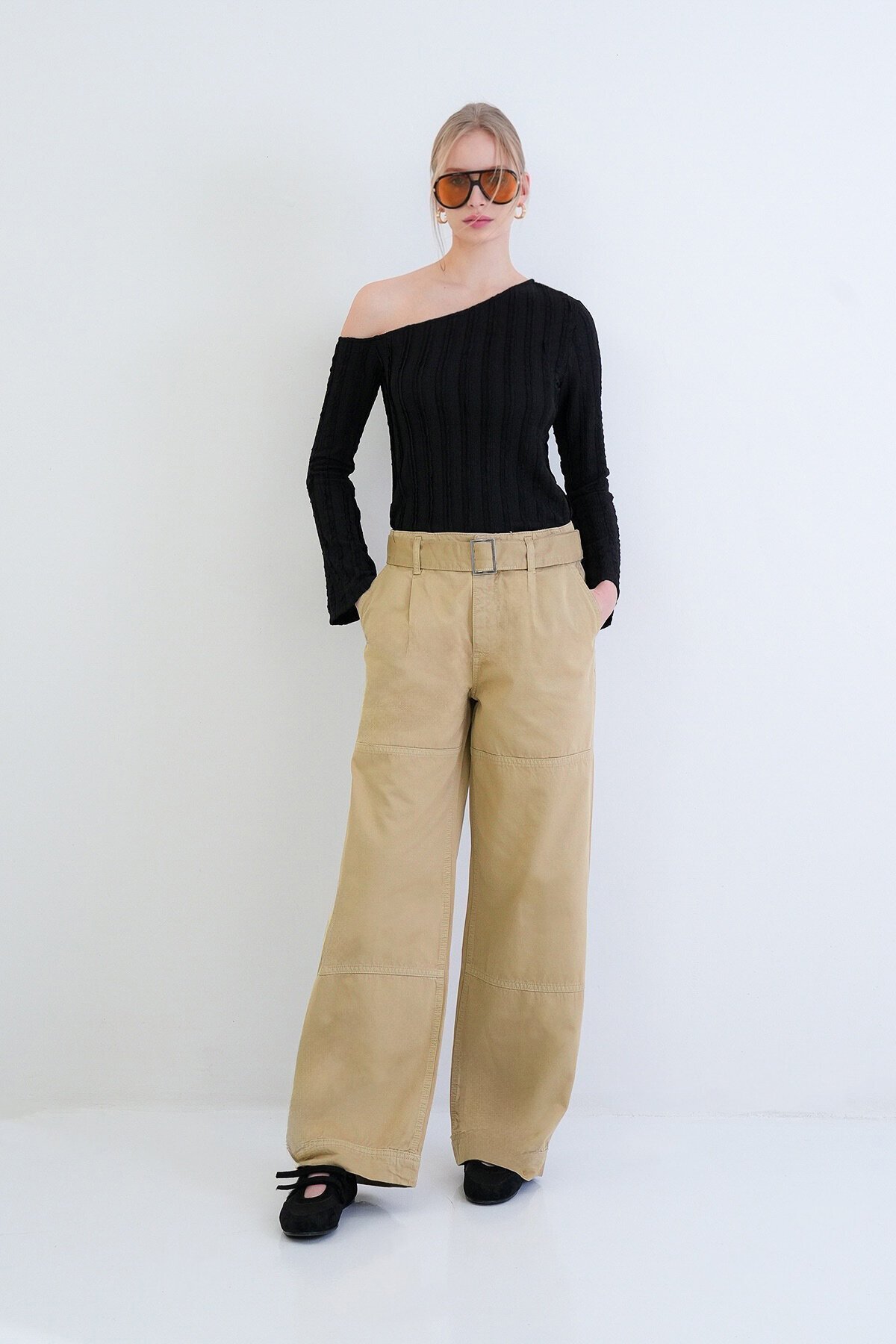 Kemer Detaylı Jean Pantolon