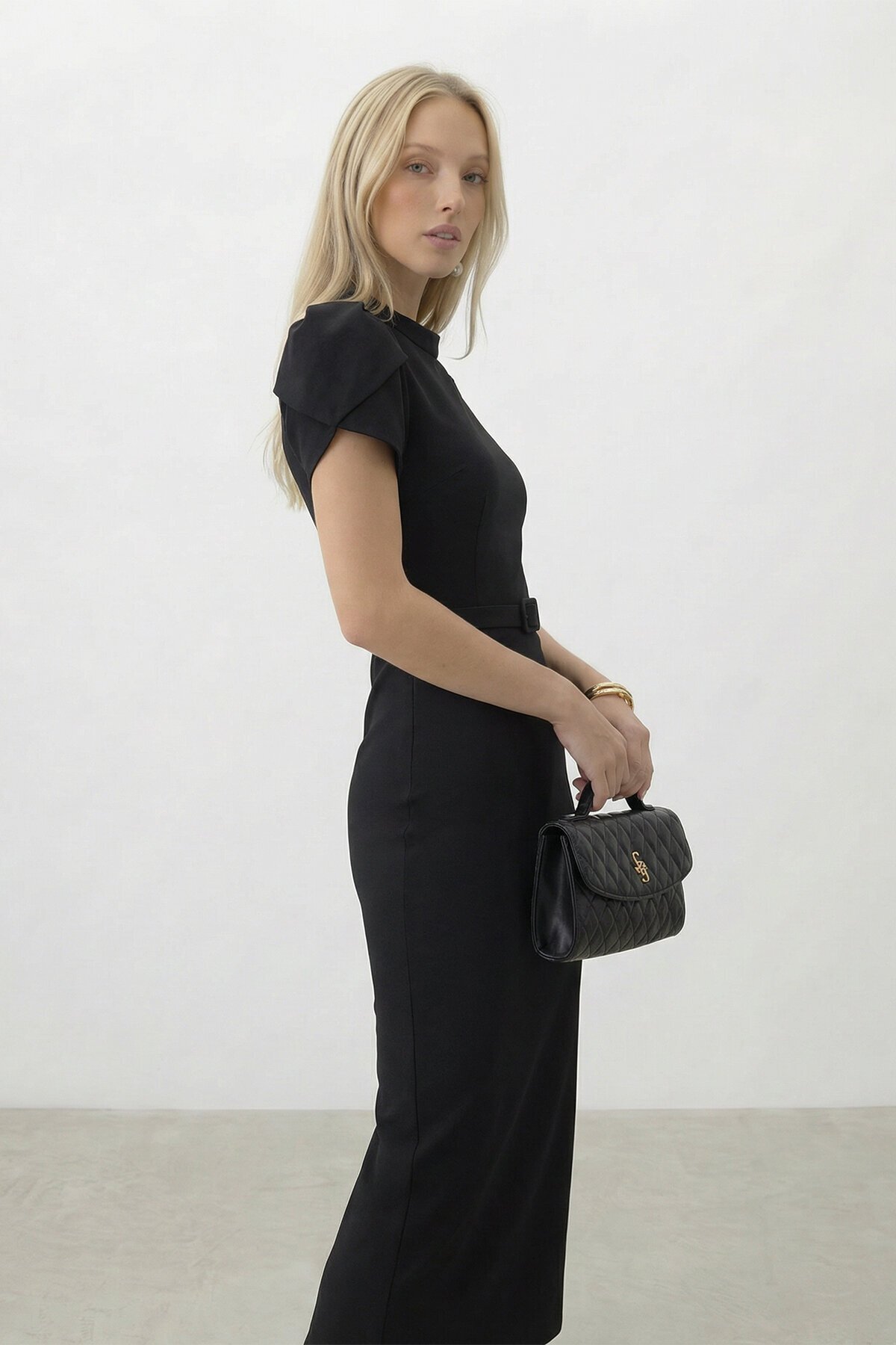 Kemer Detaylı Kalem Midi Elbise