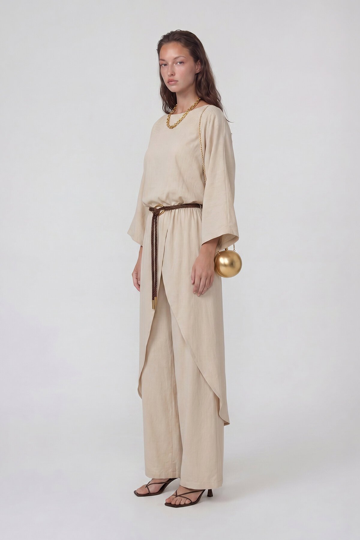 Kemer Detaylı Uzun Kollu Bluz Ve Pantolon Takım