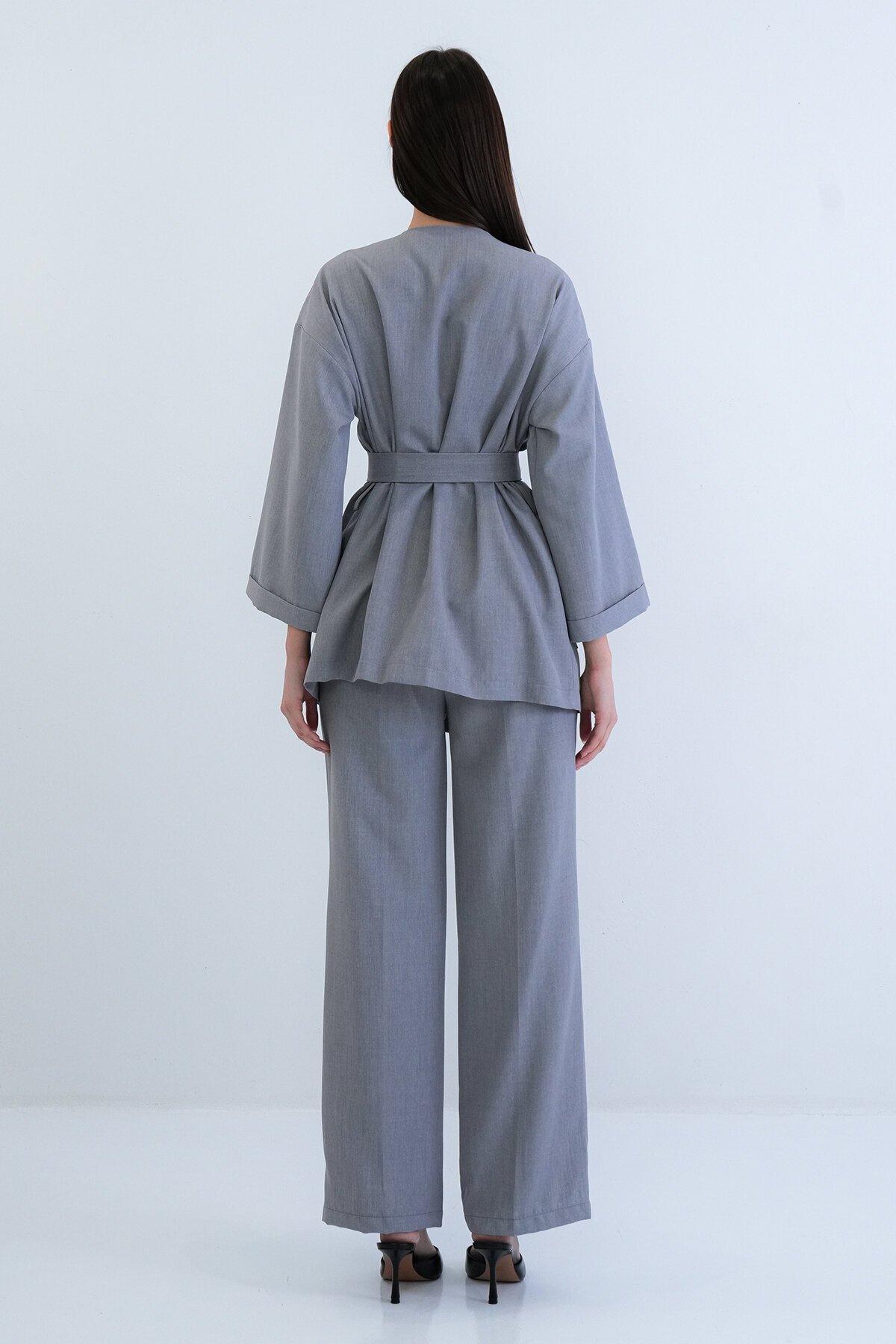 Kemerli Blazer Ceket Ve Yüksek Bel Pantolon Takım