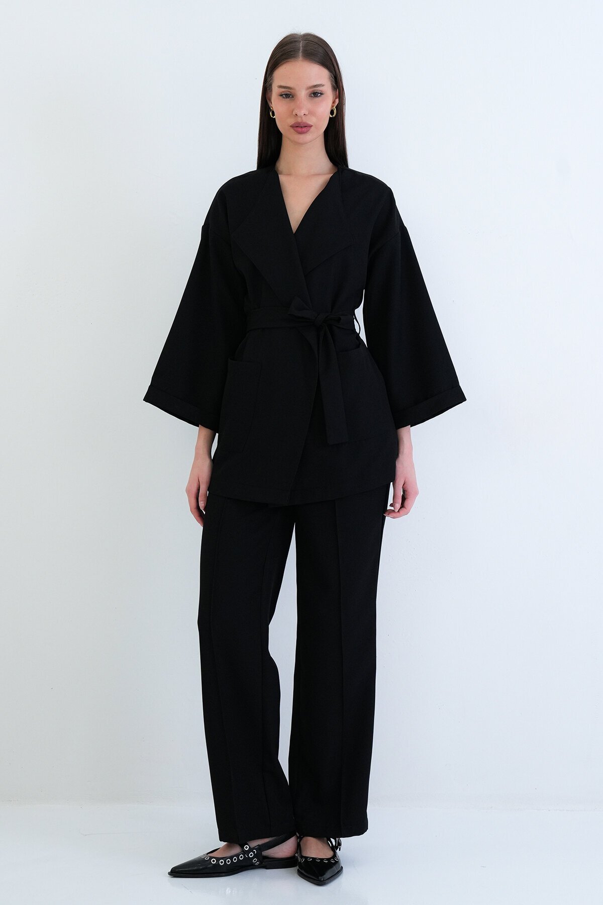 Kemerli Blazer Ceket Ve Yüksek Bel Pantolon Takım
