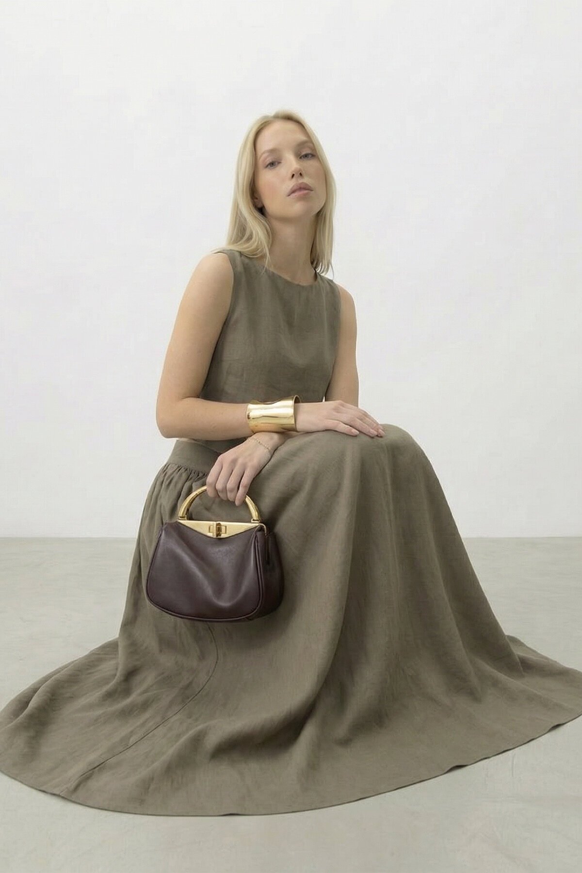 Kolsuz Crop Bluz Ve Uzun Etek Takım