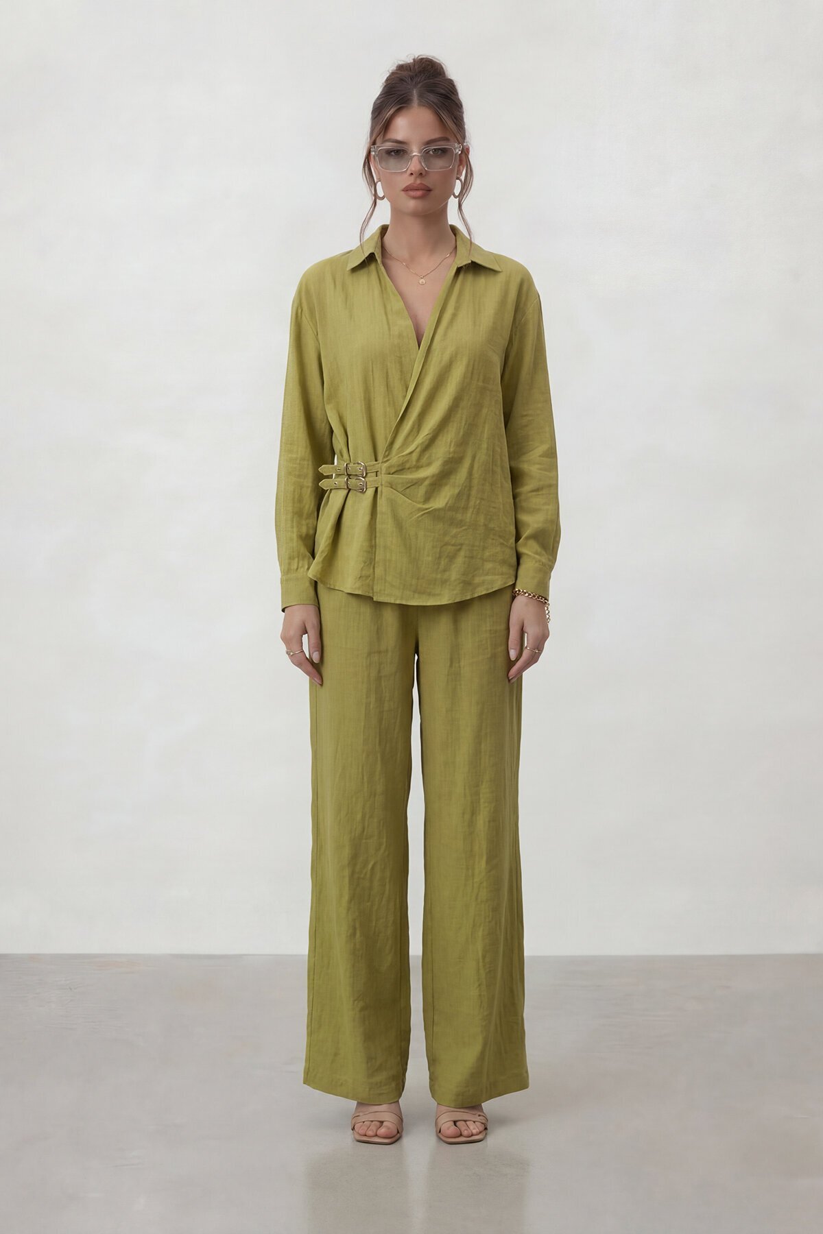 Kruvaze Kesim Bağlamalı Bluz Ve Pantolon Takım