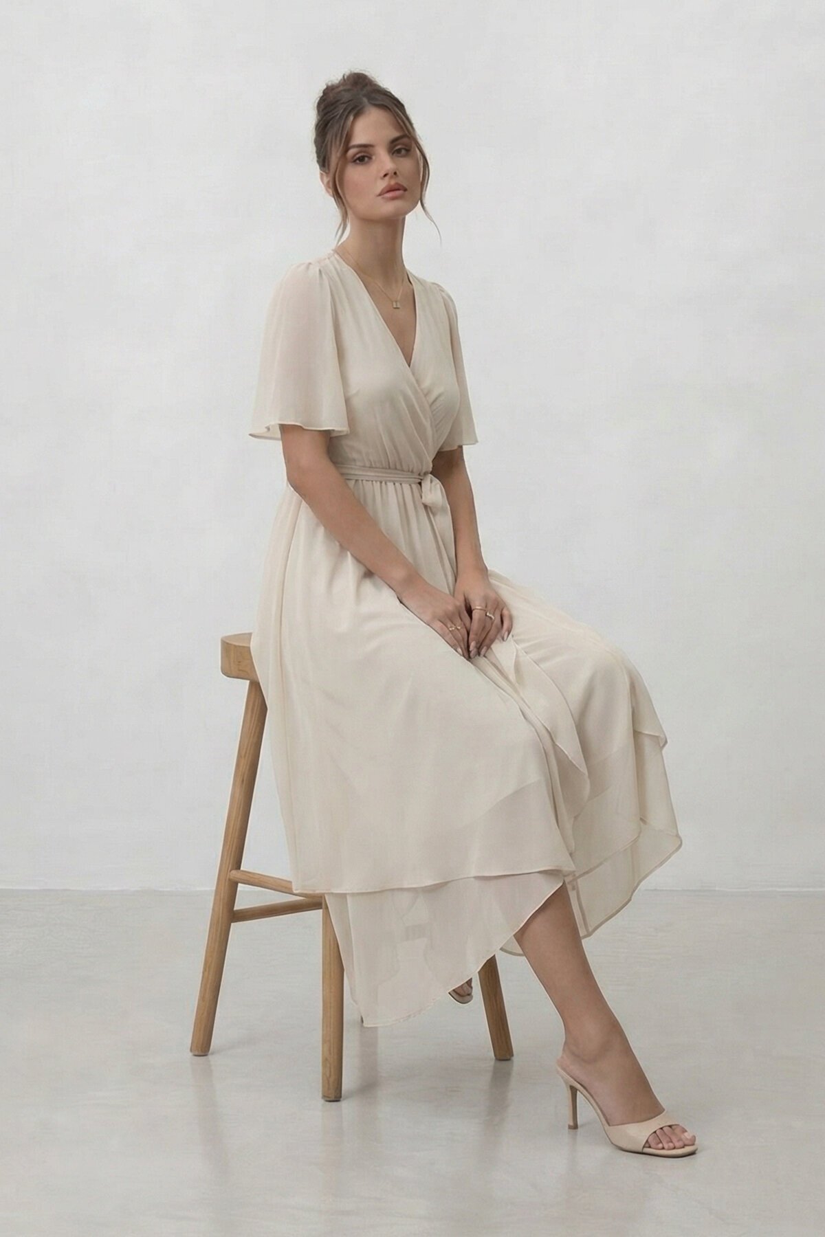 Kruvaze Yaka Belden Bağlamalı Midi Elbise