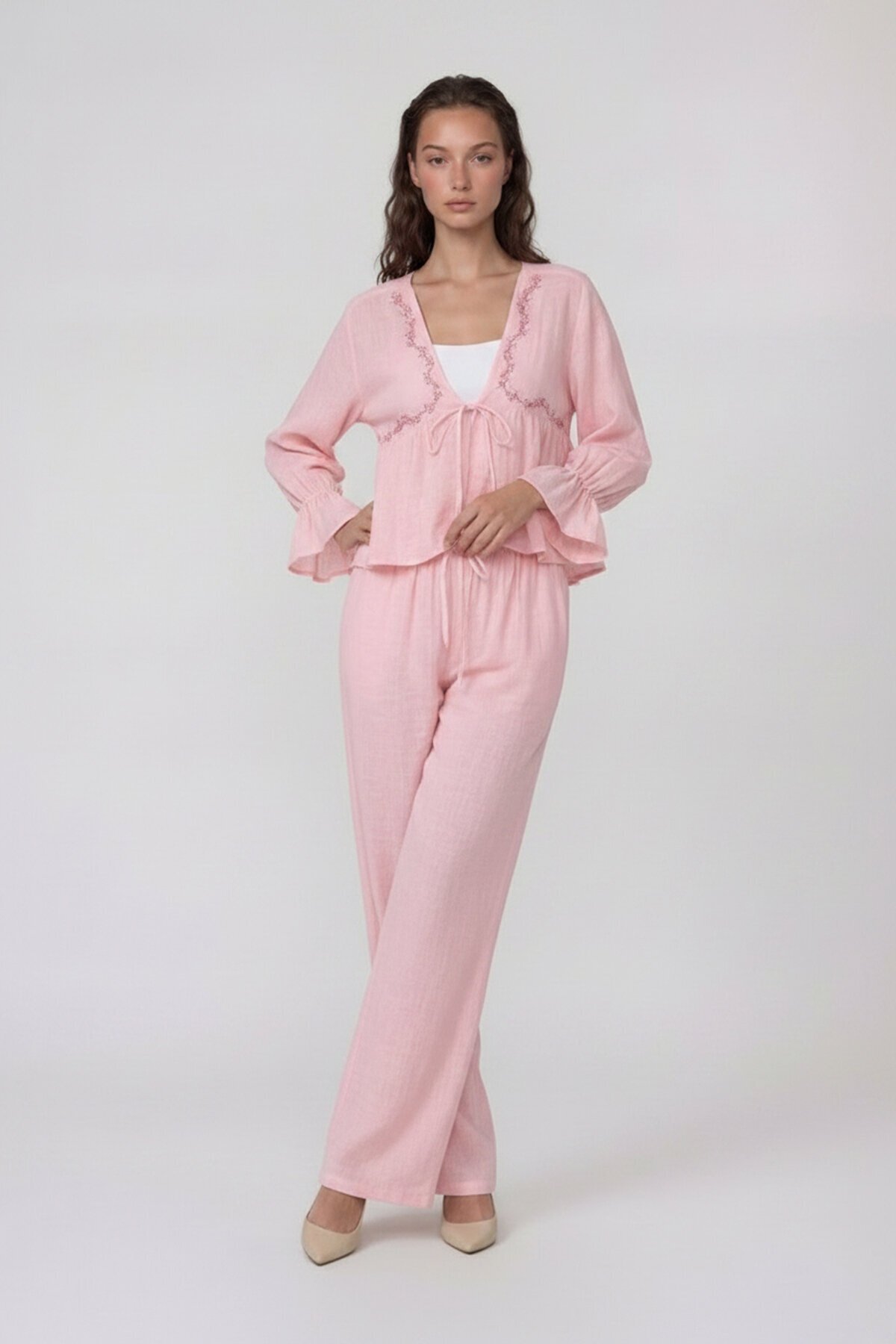 Nakış Detaylı Uzun Kollu Bluz Ve Pantolon Takım