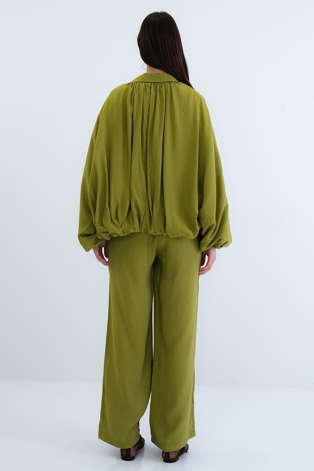 Oversize Hırka Ve Lastikli Pantolon Takım