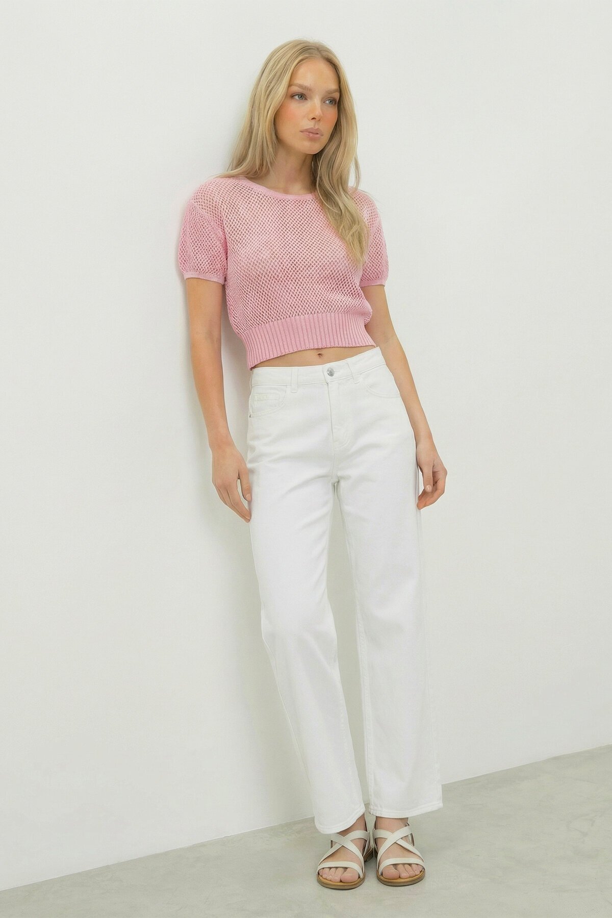 Pembe Beli Gipeli Ajurlu Crop Bluz