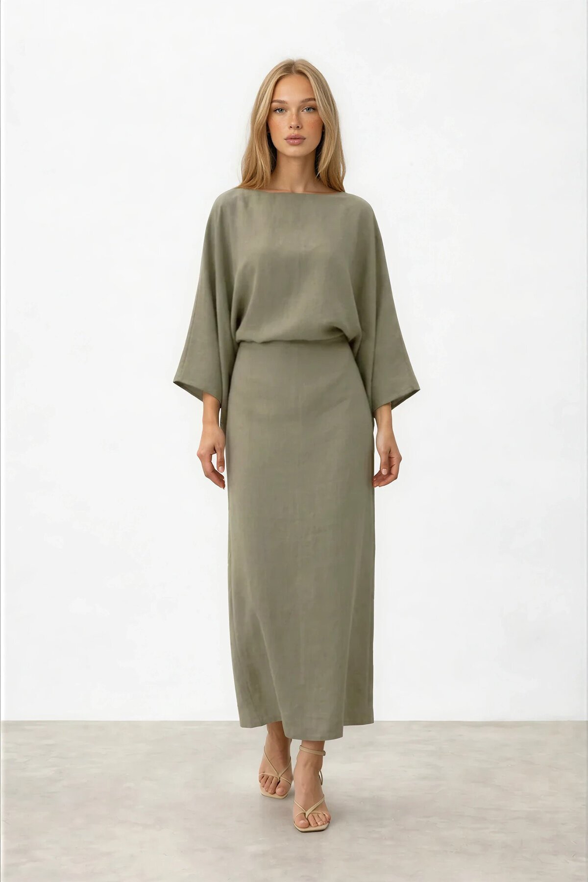 Salaş Kesim Yarasa Kol Uzun Elbise