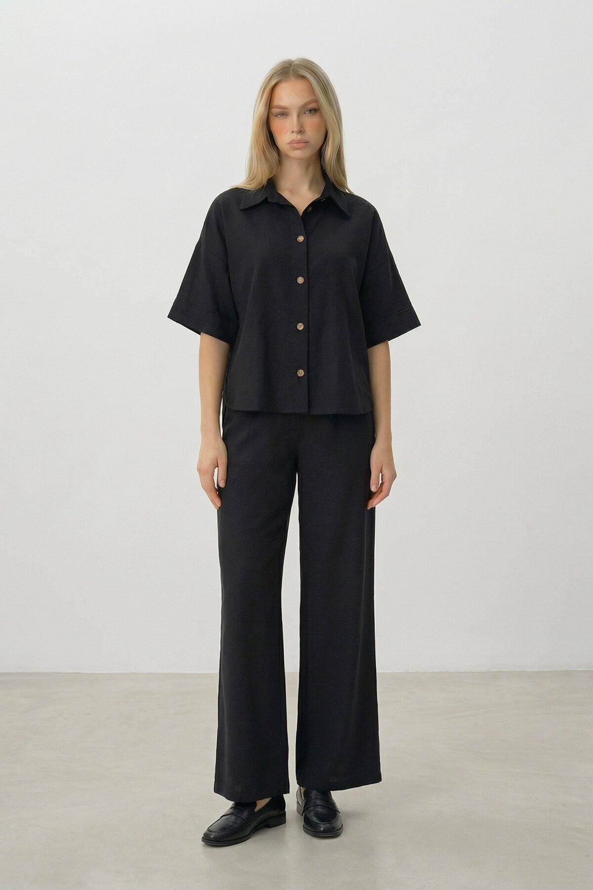 Siyah Keten Gömlek Ve Palazzo Pantolon Takım