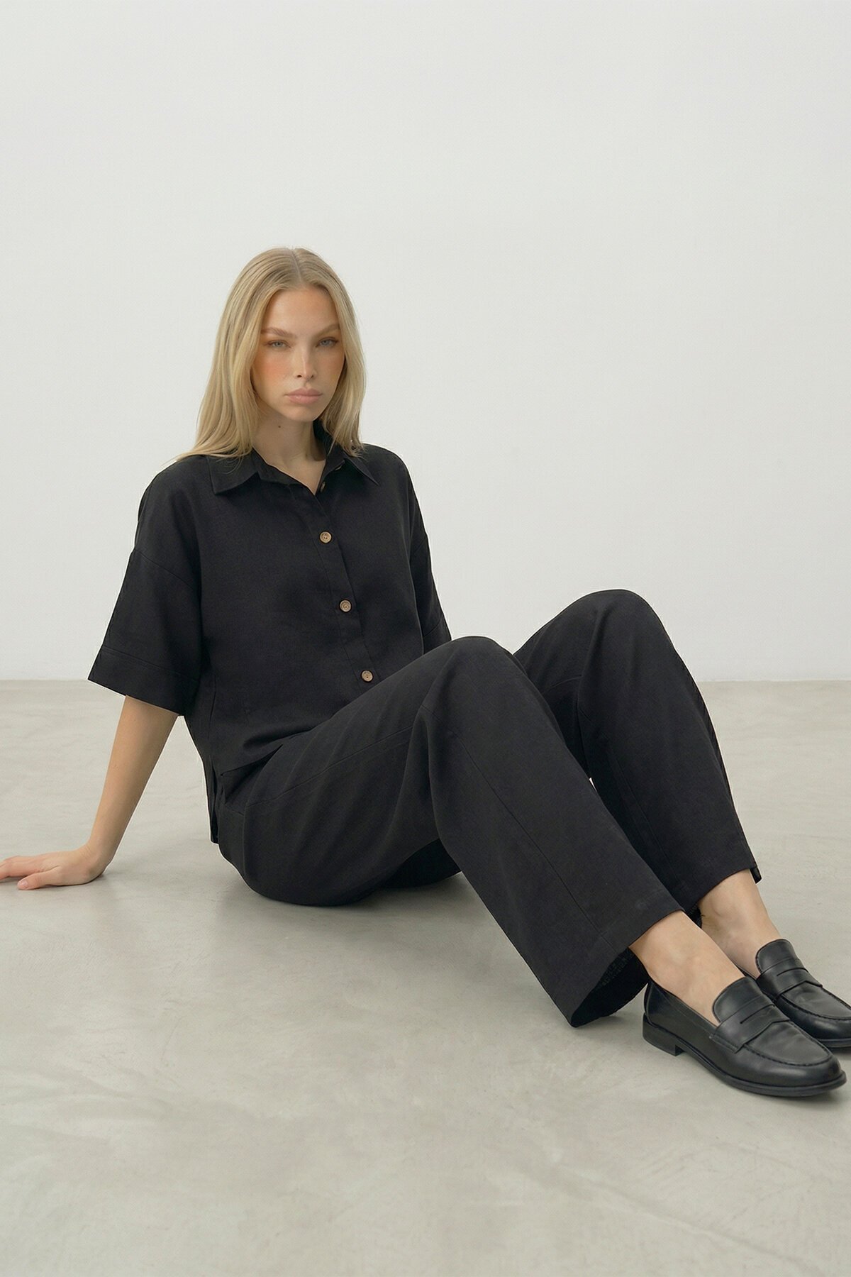 Siyah Keten Gömlek Ve Palazzo Pantolon Takım