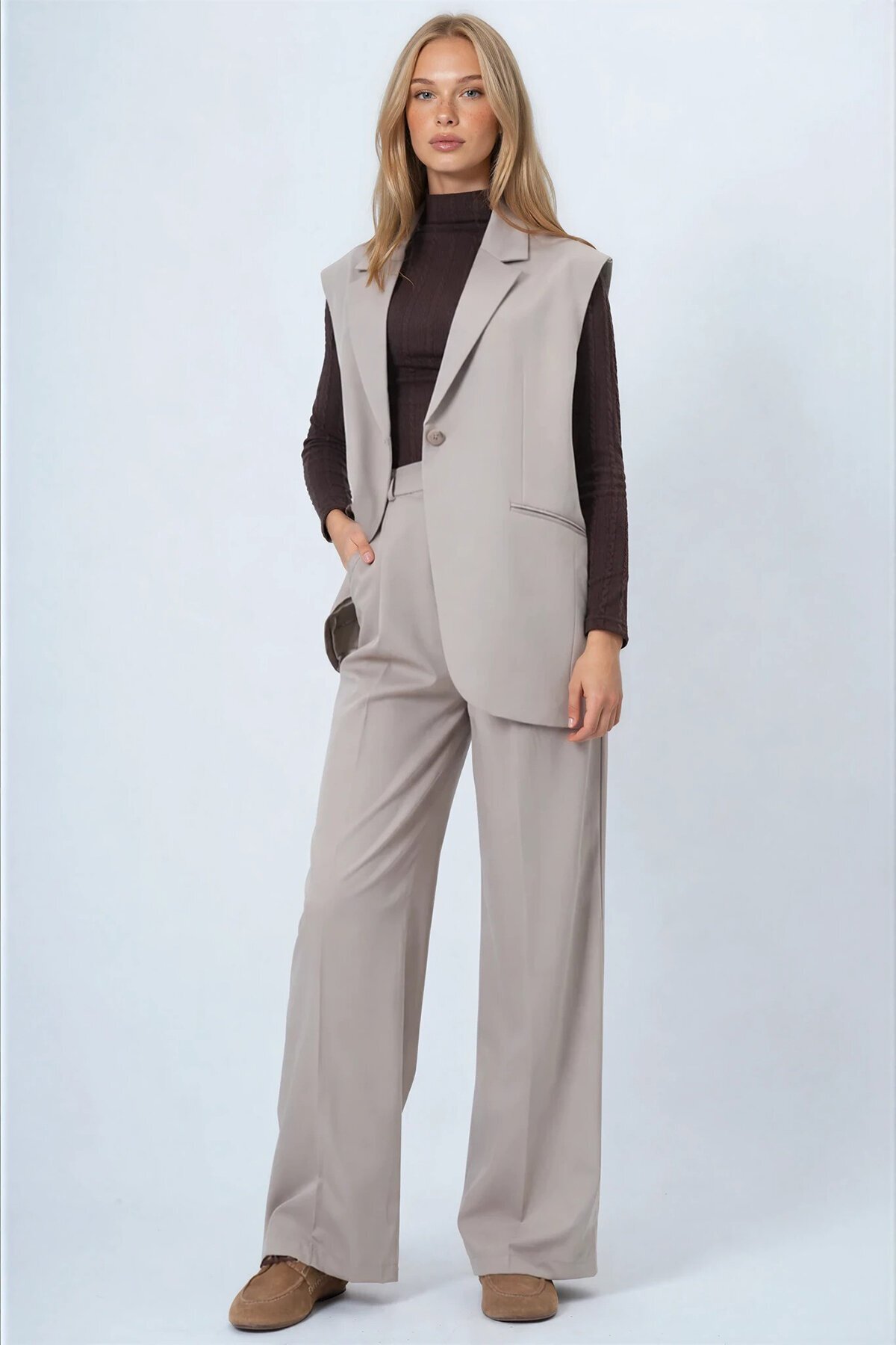 Tek Düğmeli Çift Cepli Astarlı Yelek Pantolon Takım