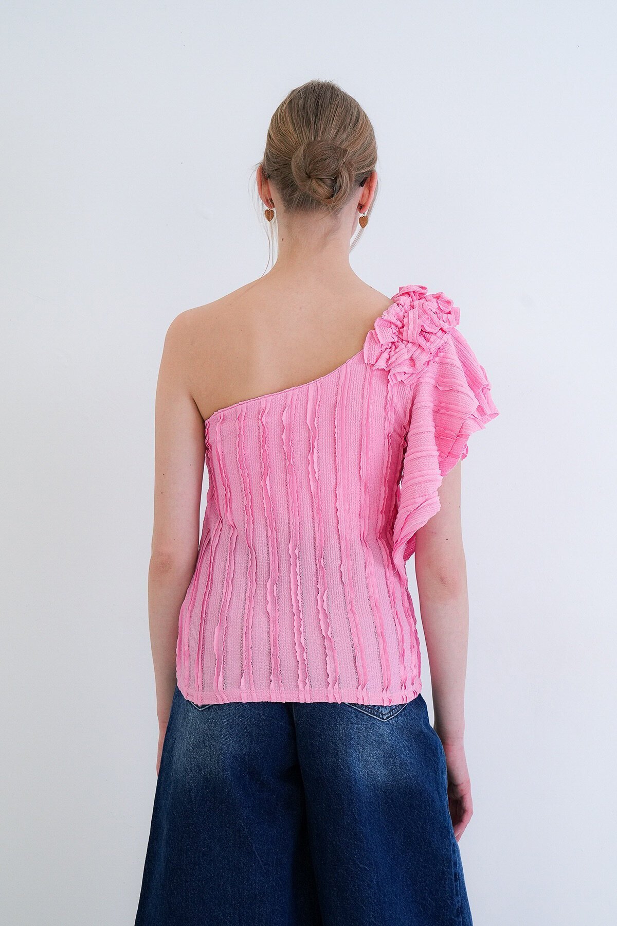 Tek Omuz Detaylı Fırfır Kumaş Bluz Bluz