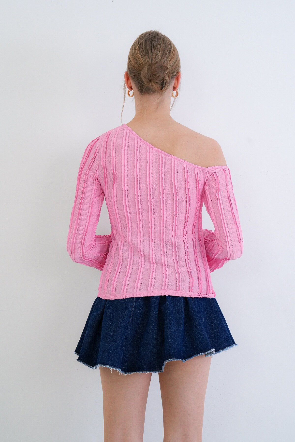 Tek Omuz İspanyol Kol Fırfır Kumaş Bluz