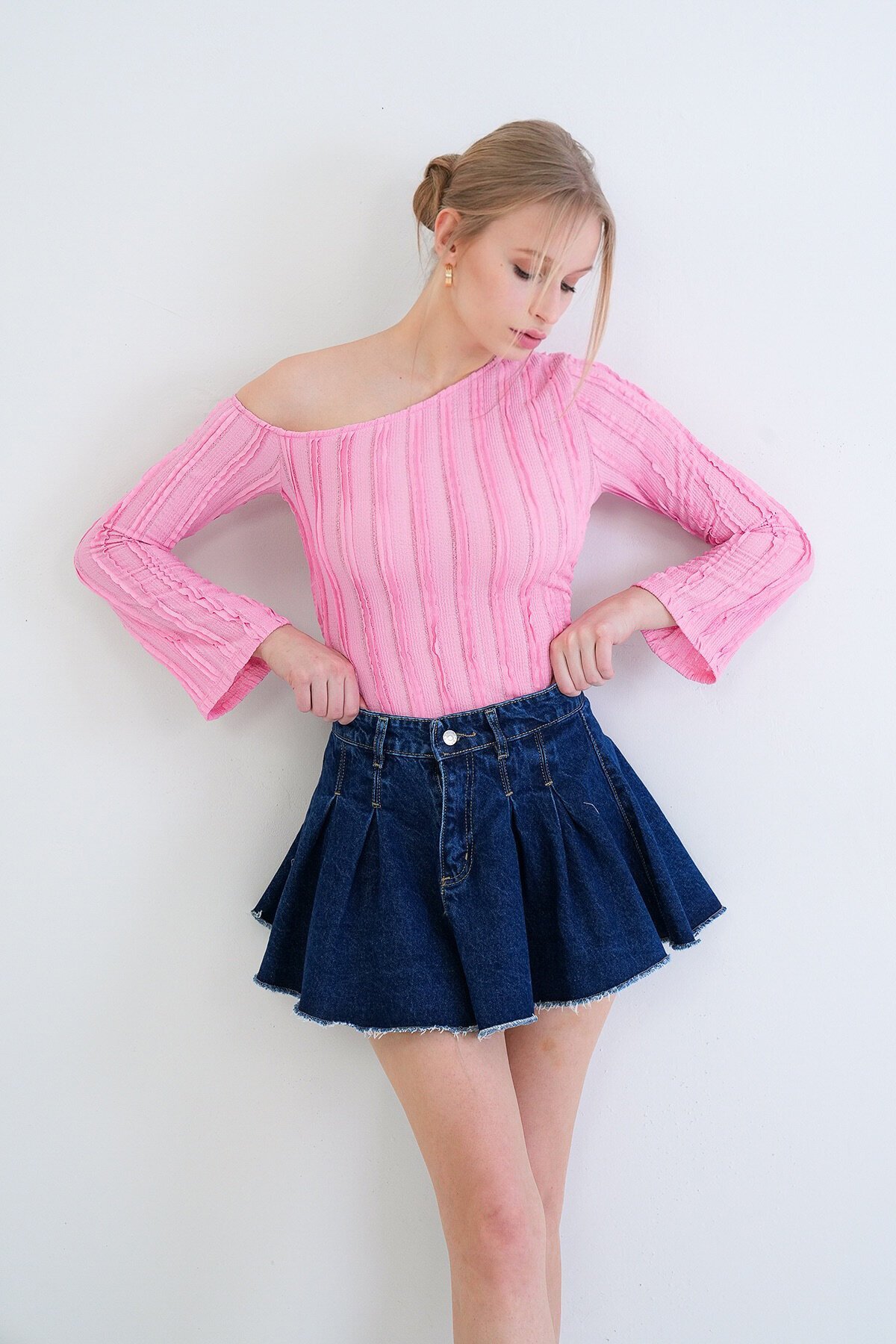 Tek Omuz İspanyol Kol Fırfır Kumaş Bluz