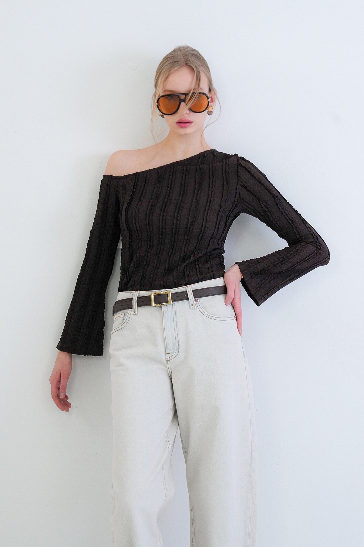 Tek Omuz İspanyol Kol Fırfır Kumaş Bluz