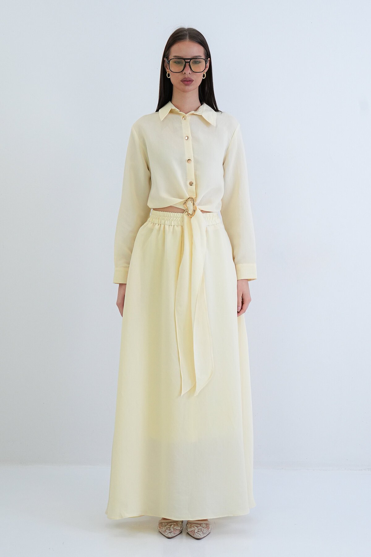 Toka Detaylı Gömlek Ve Beli Lastikli Etek Takım