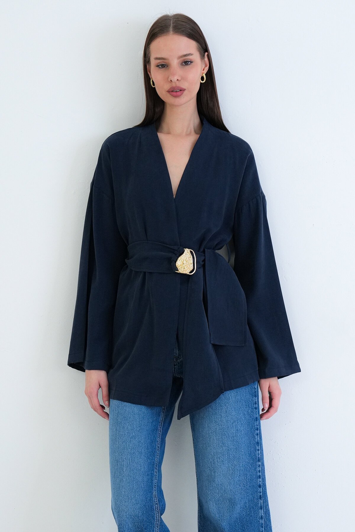 Toka Detaylı Kuşaklı Ceket