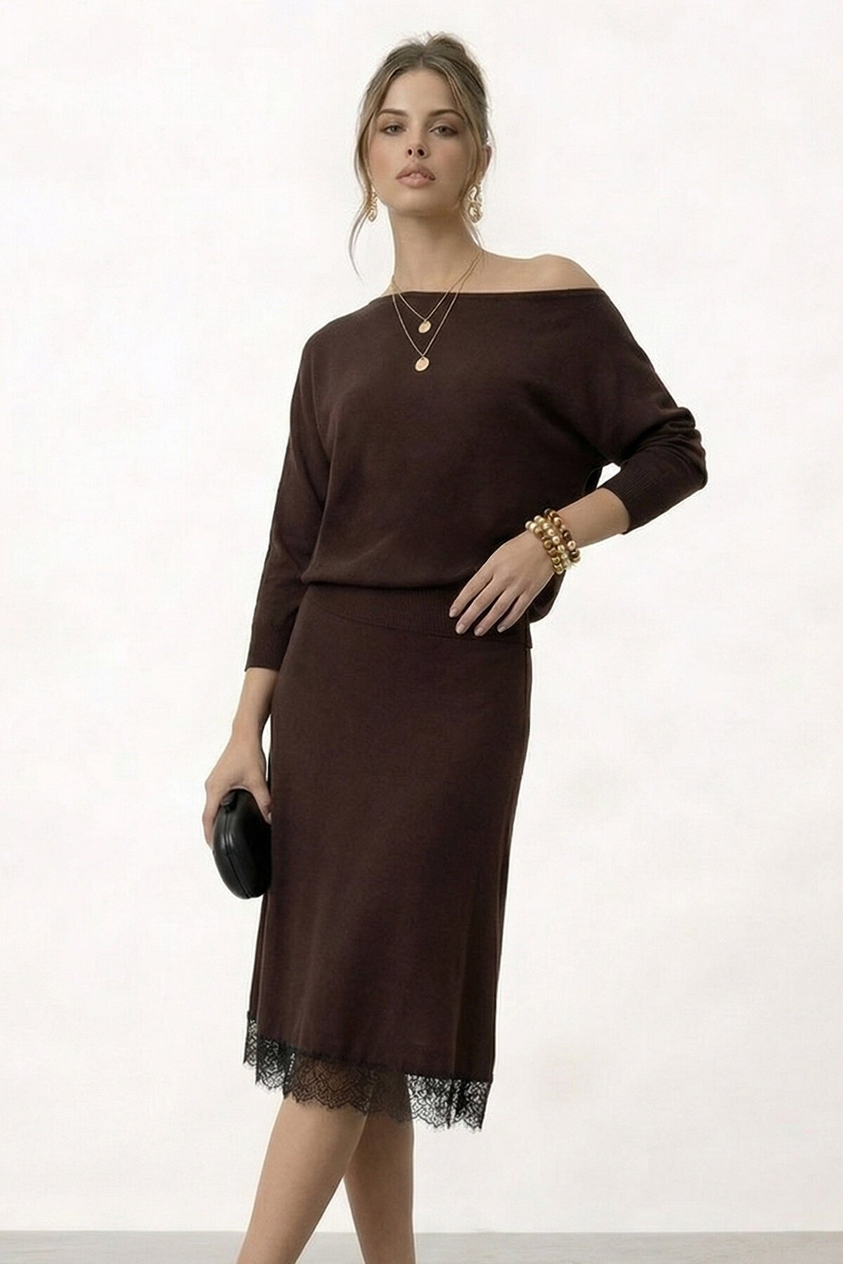 Uzun Kol Dantel Detaylı Mini Elbise