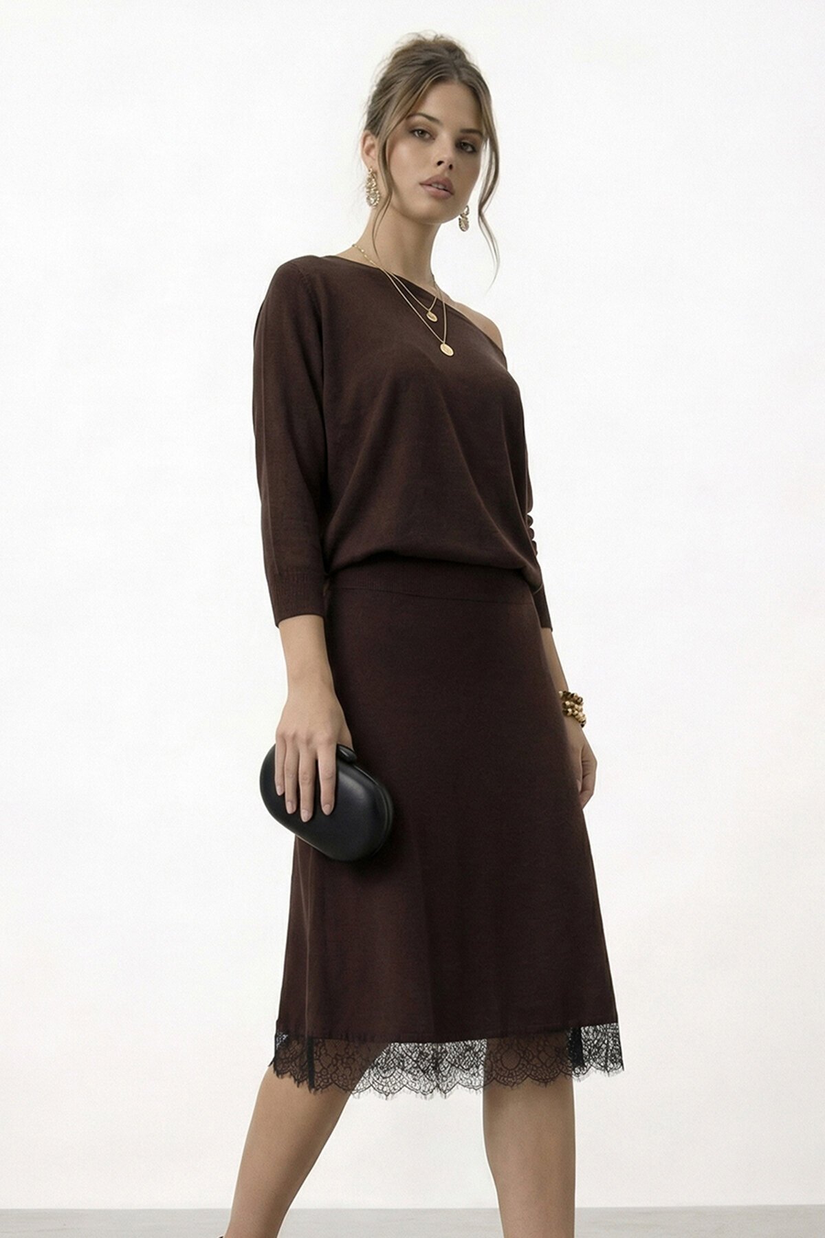 Uzun Kol Dantel Detaylı Mini Elbise