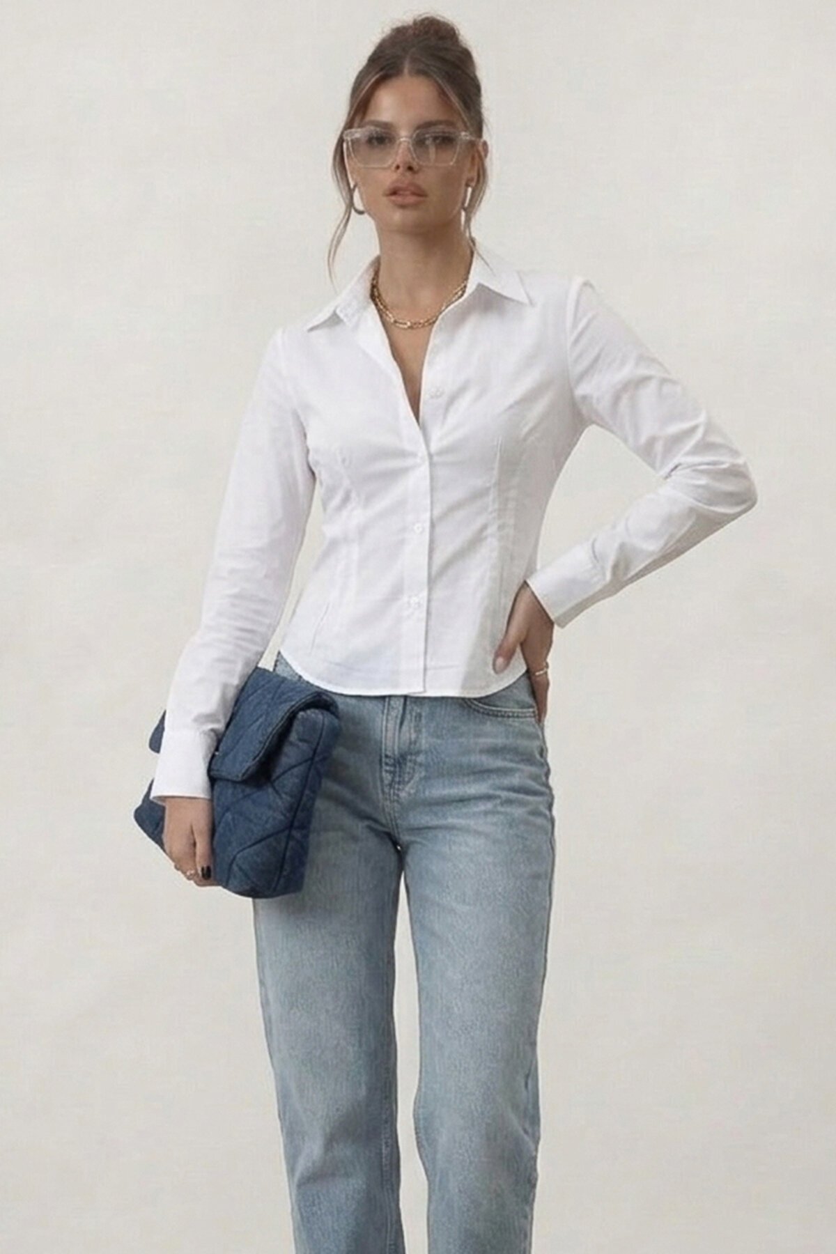 Uzun Kollu Dar Kesim Gömlek