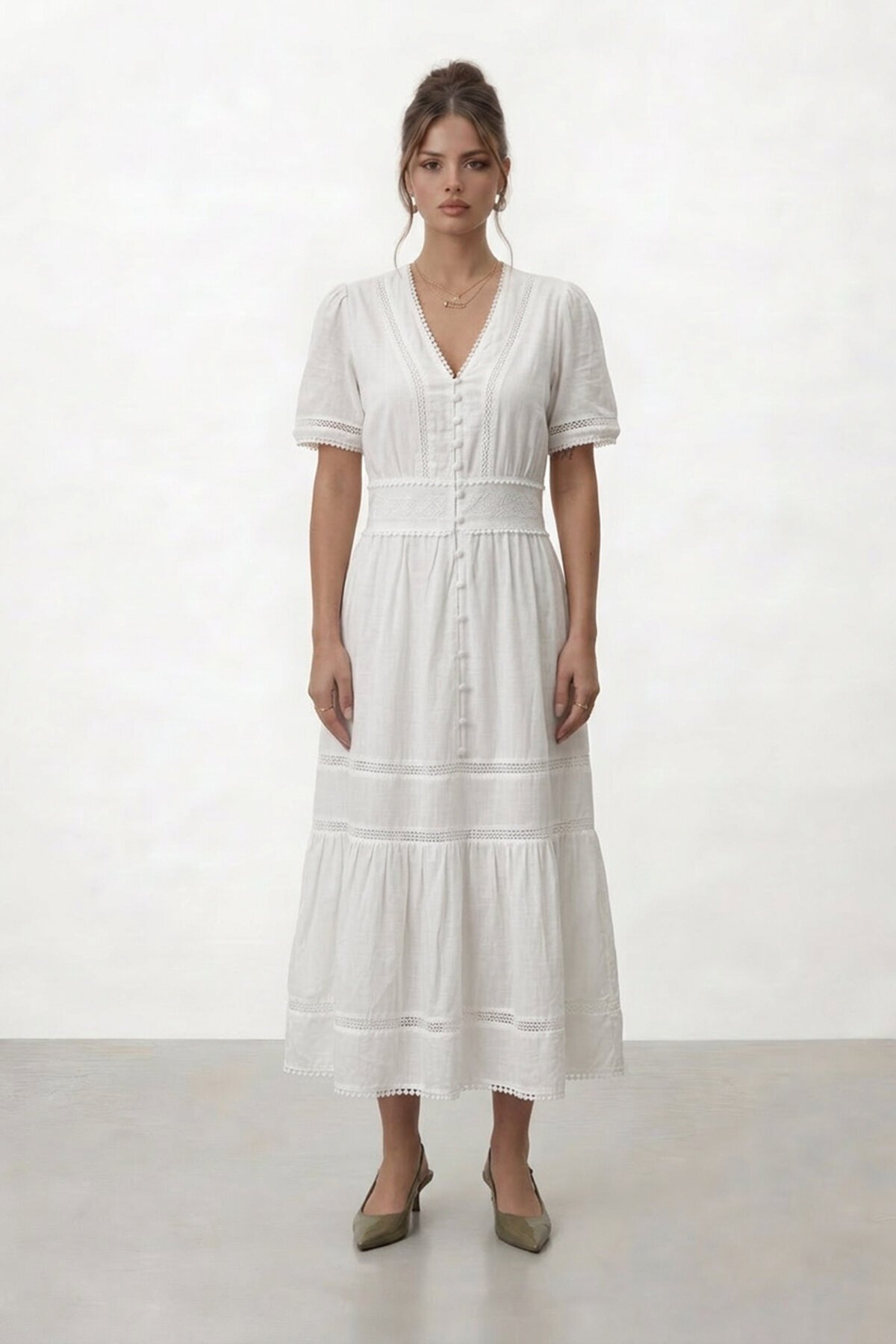 V Yaka Düğmeli Katlı Midi Elbise