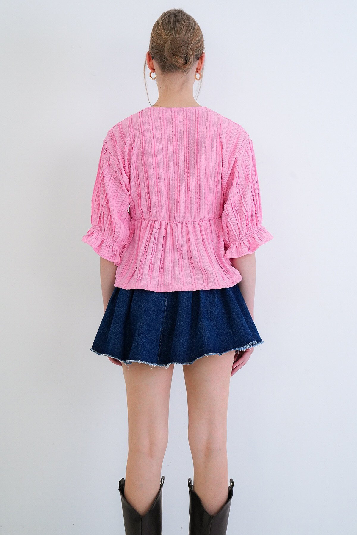 V Yaka Truvakar Kol Lastikli Fırfır Kumaş Bluz