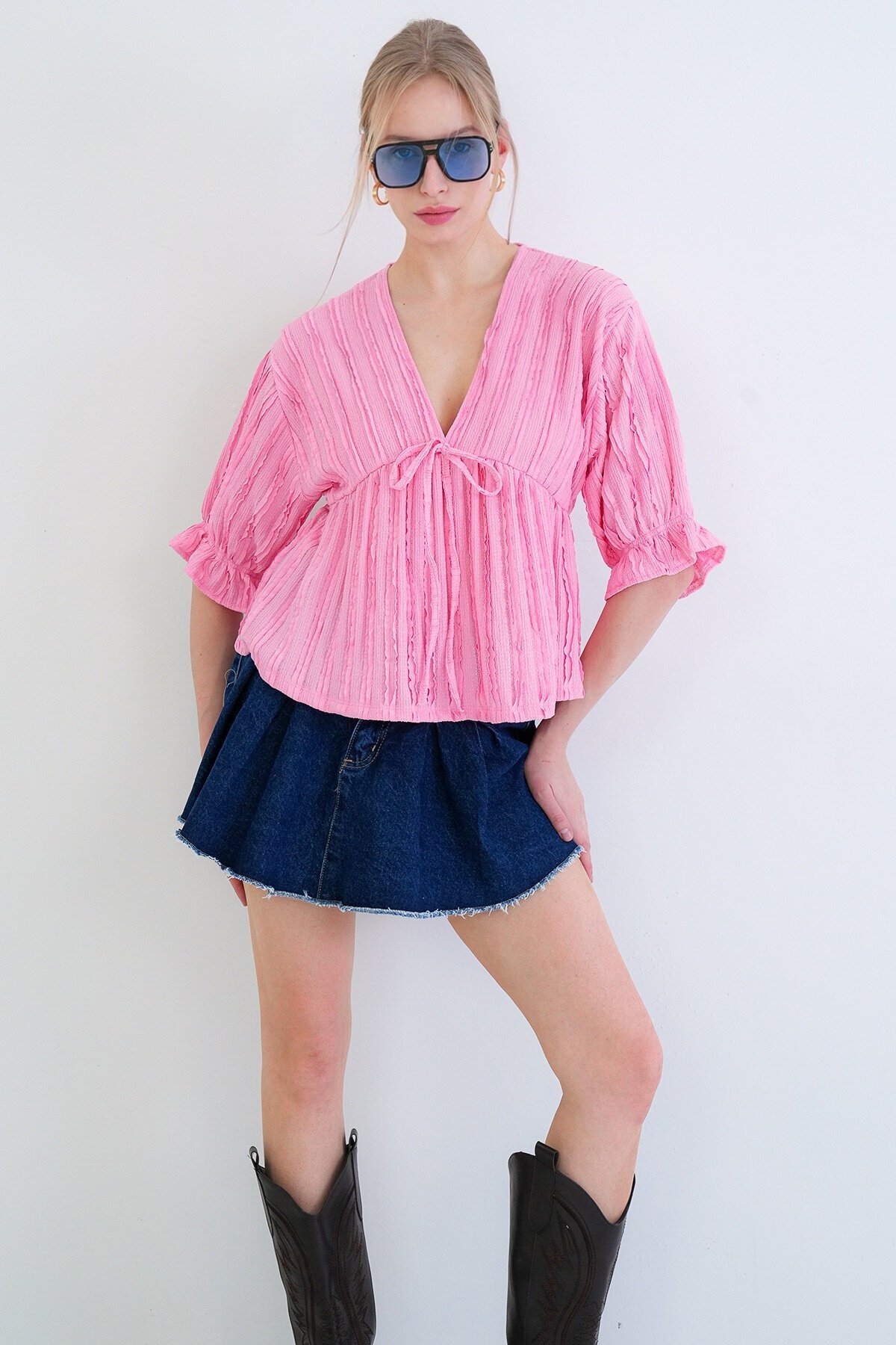 V Yaka Truvakar Kol Lastikli Fırfır Kumaş Bluz