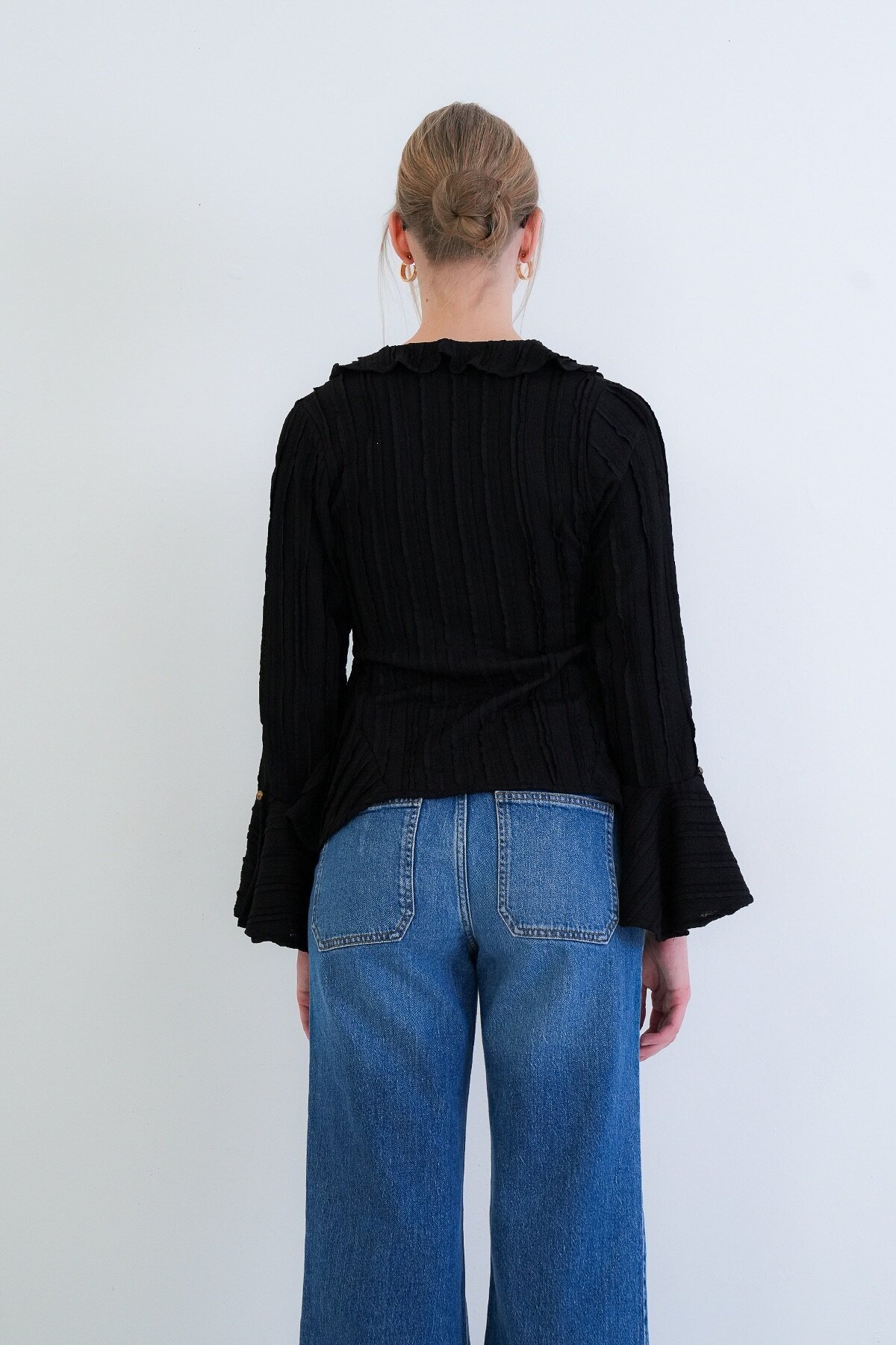 V Yaka Volanlı İspanyol Kol Fırfır Bluz