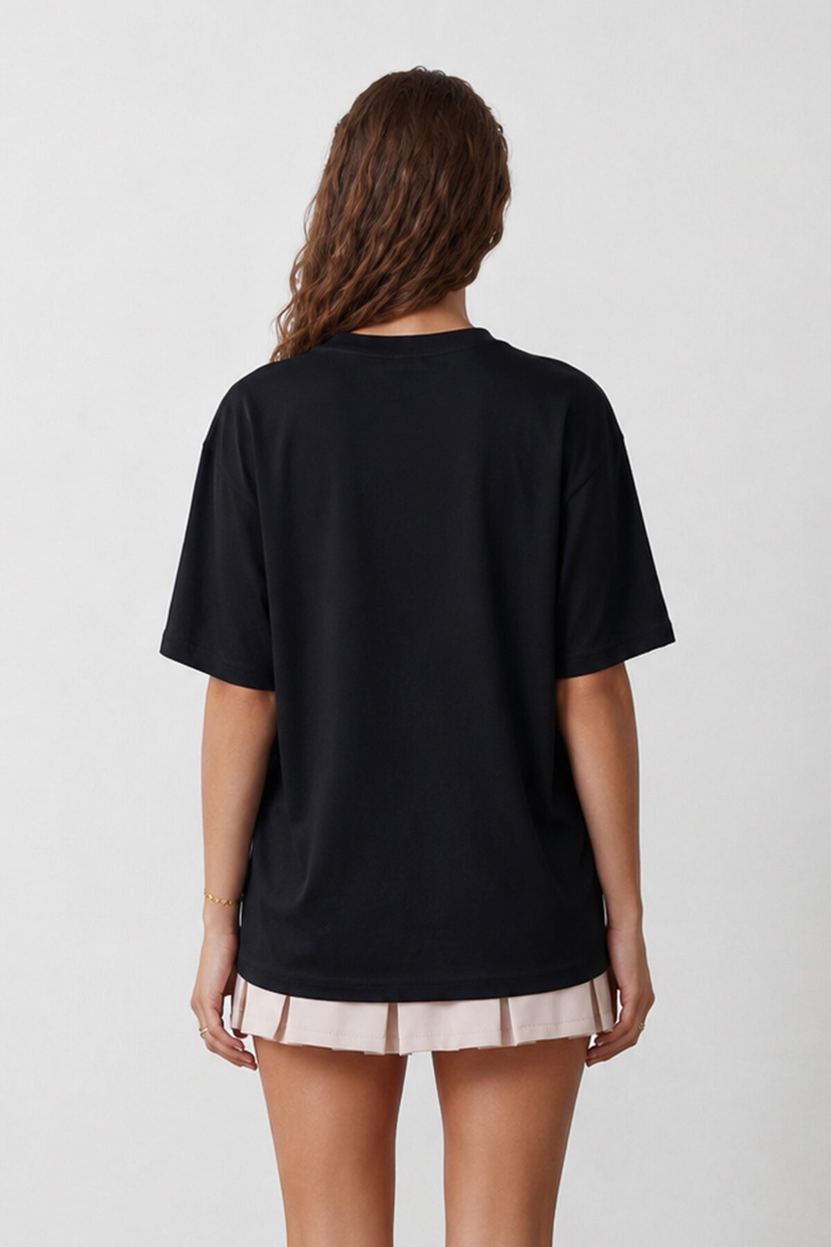 Bisiklet Yaka Oversize İnci Ve Taş İşlemeli T-Shirt