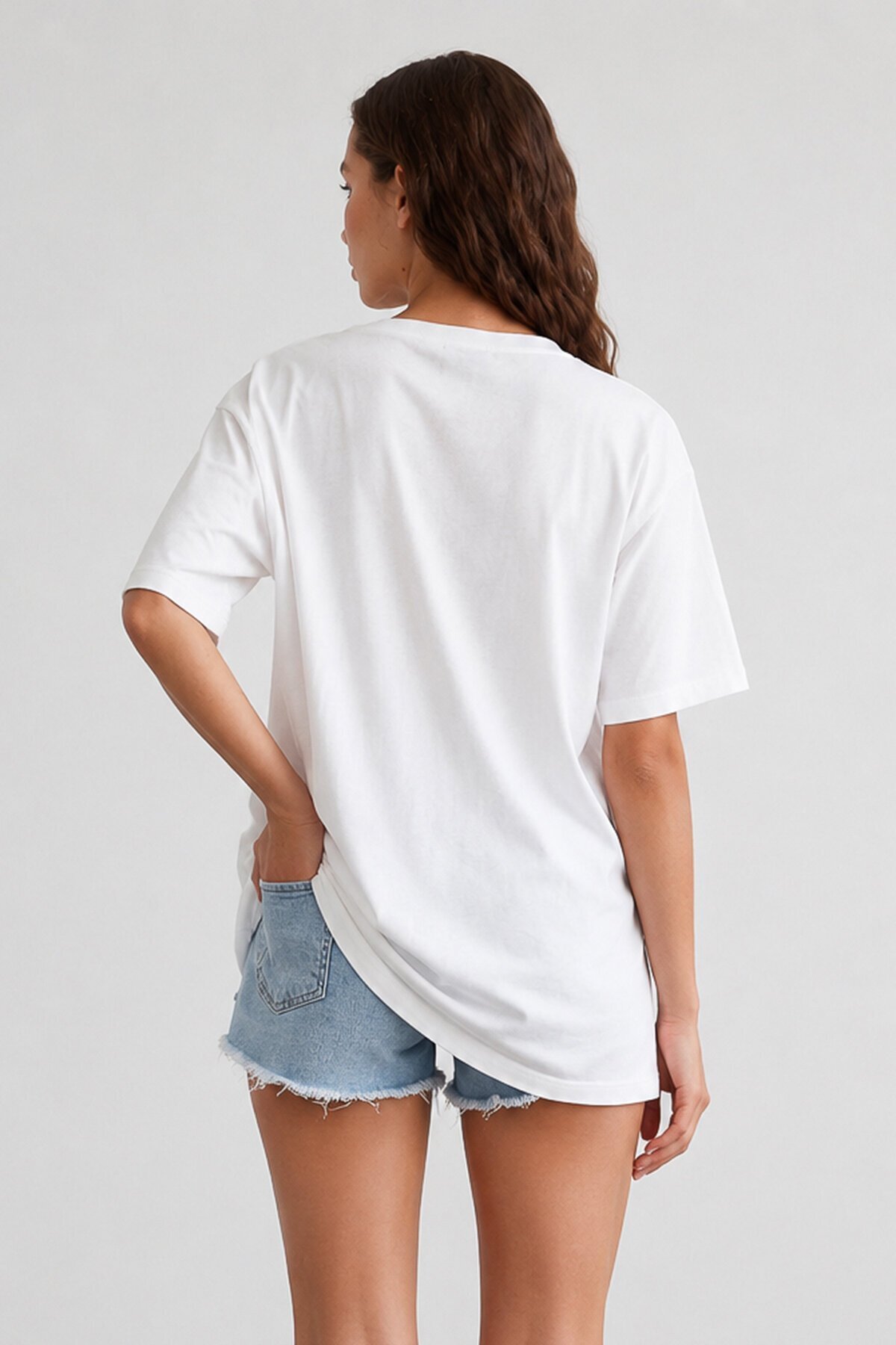 Bisiklet Yaka Oversize İnci Ve Taş İşlemeli T-Shirt