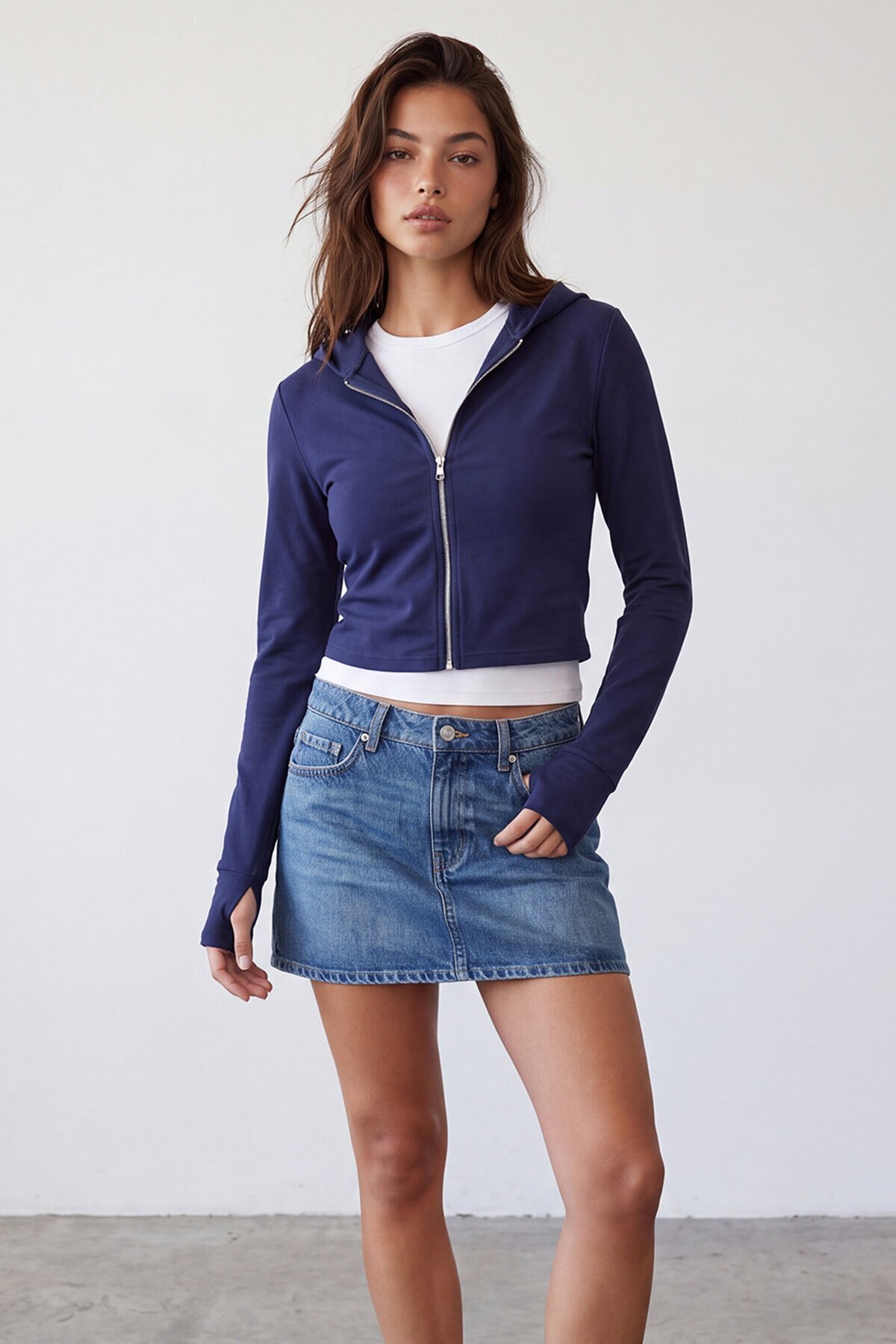 Parmak Geçmeli Fermuarlı Sweatshirt