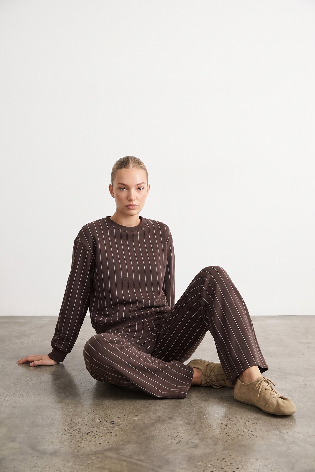 Taşlı Sweat Pantolon Takım