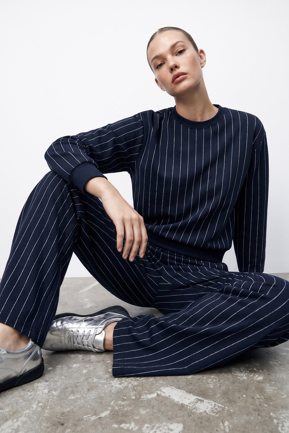 Taşlı Sweat Pantolon Takım