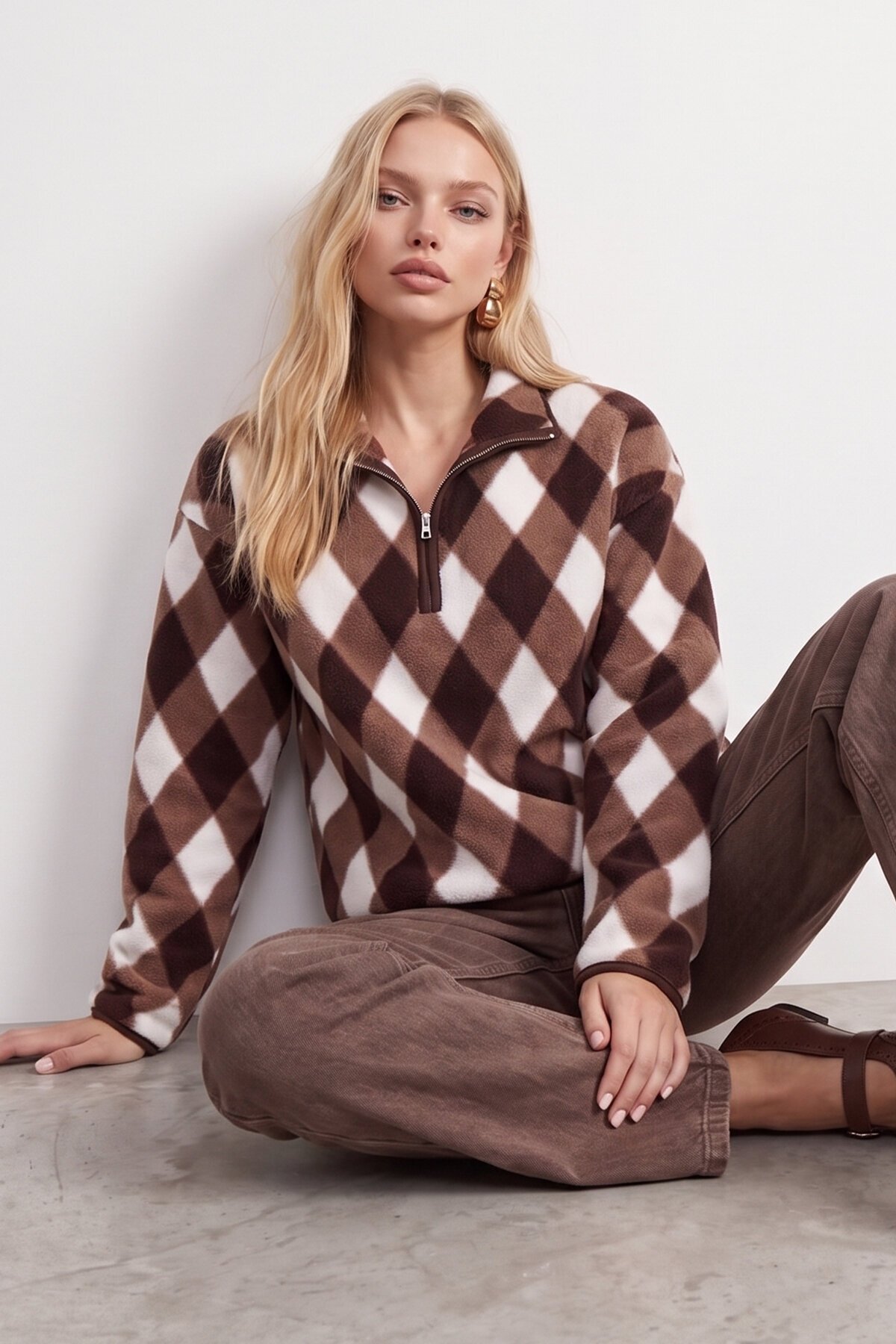 Yarım Fermuarlı Baklava Desenli Sweatshirt