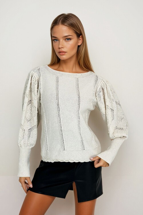 Bej Motifli Triko Kazak