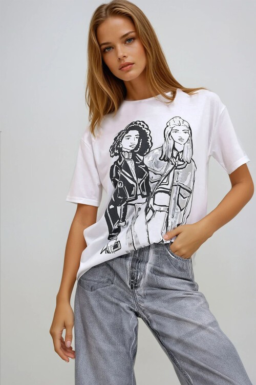 Beyaz Bisiklet Yaka Önü Varak Baskılı T Shirt