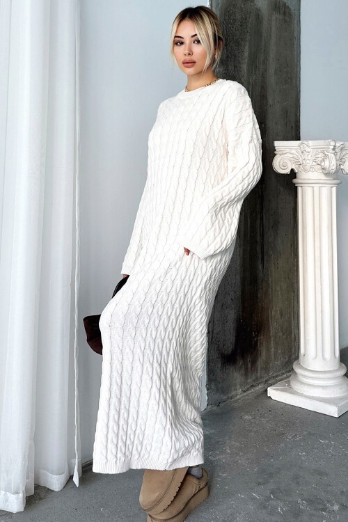 Ekru Bisiklet Yaka Saç Örgülü Kadın Triko Midi Elbise