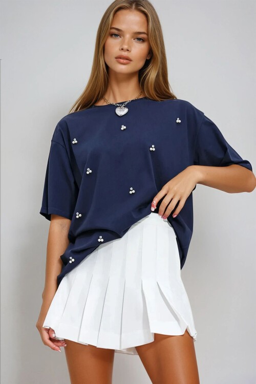 Lacivert Bisiklet Yaka Oversize İnci Ve Taş İşlemeli T Shirt