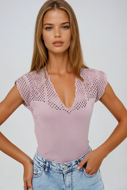 Pudra V Yaka Delik Ajurlu Mevsimlik Triko Bluz
