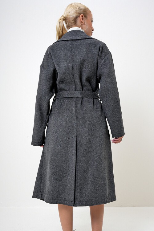 Antrasit Çift Cepli İçi Astarsız Kendinden Kemerli Kaşe Kaban