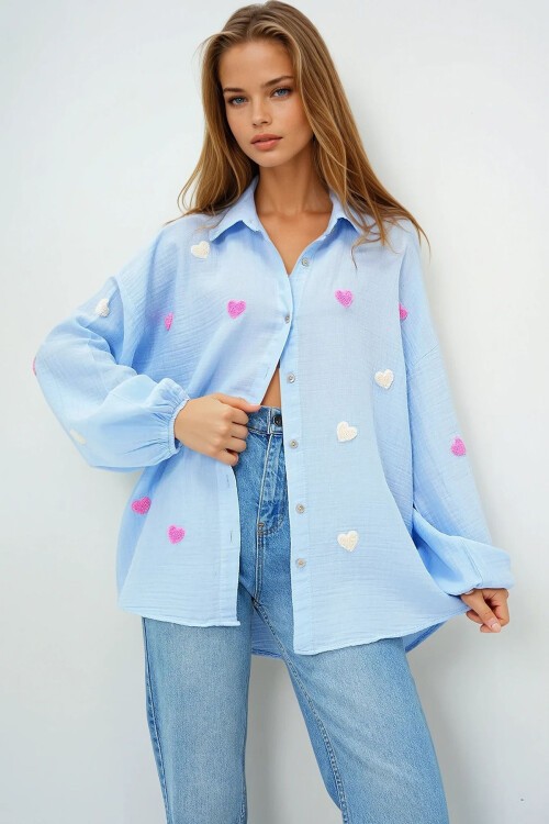 Bebe Mavi Süzene Kalp İşlemeli Oversize Müslin Keten Gömlek