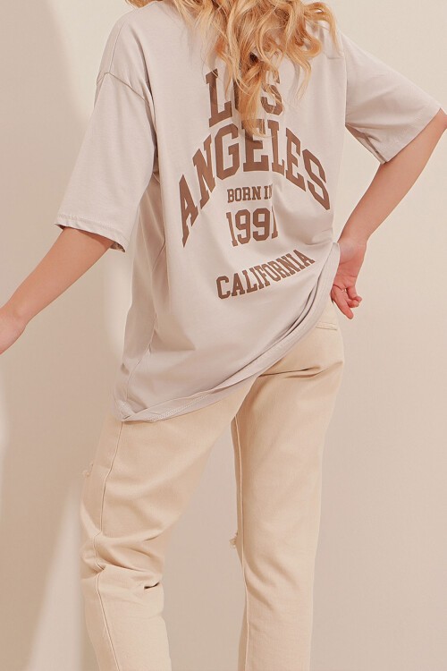 Bej Bisiklet Yaka Baskılı Oversize T Shirt