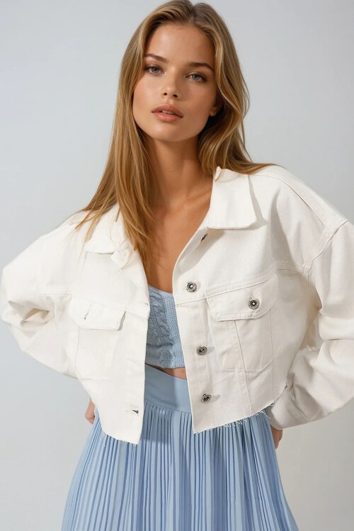 Beyaz Çift Cepli Önü Düğmeli Lazer Kesim Crop Jean Ceket