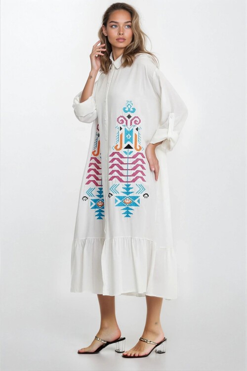 Beyaz Gömlek Yaka Düğmeli Nakış İşlemeli Eteği Fırfırlı Büyük Beden Elbise